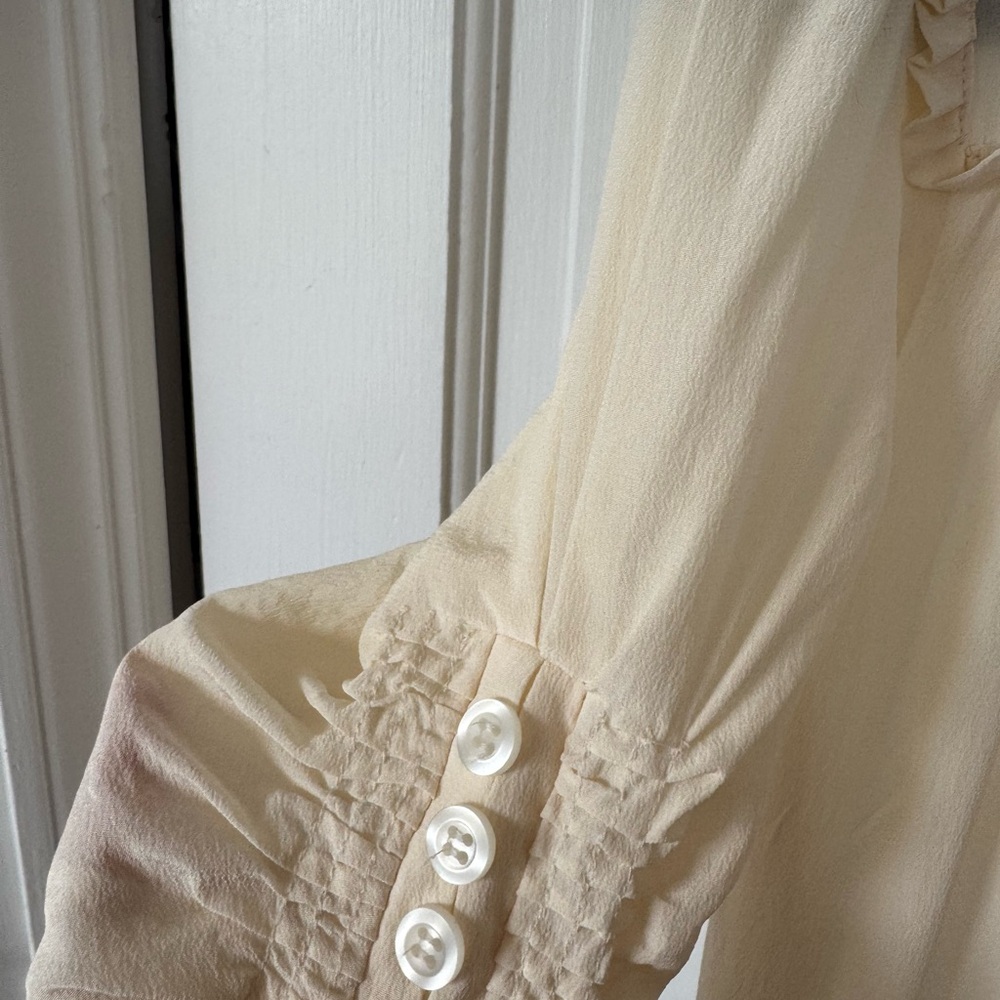 Miu Miu Cream Ruffle Yoke Short Sleeve Blouse - Picture 4 of 7